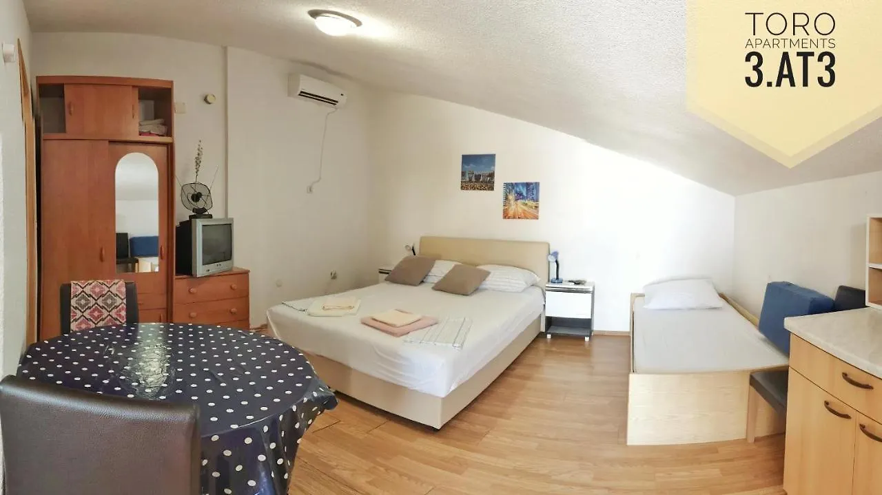 Apartments Toro Pag Island